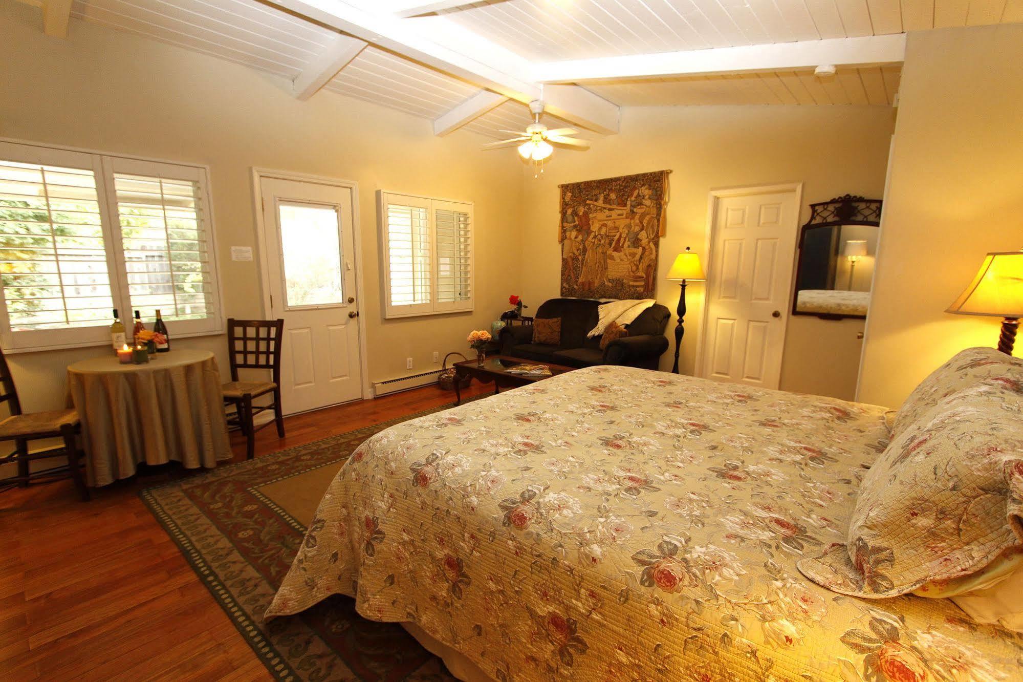 Meadowlark Inn Solvang Kültér fotó